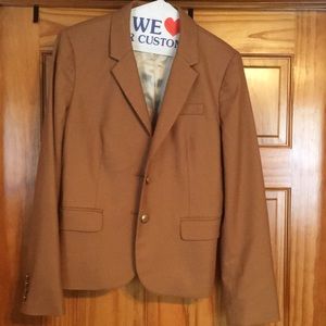 Beige J crew blazer.